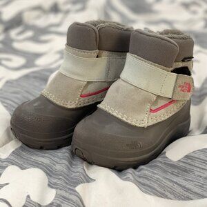 The North Face Toddler Snow Boots Size 6
